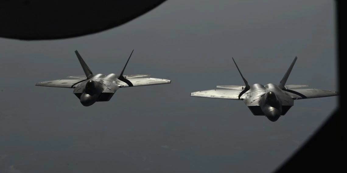 F-22: Γιατί οι ΗΠΑ έχουν απαγορεύσει με νόμο την πώληση του stealth μαχητικού